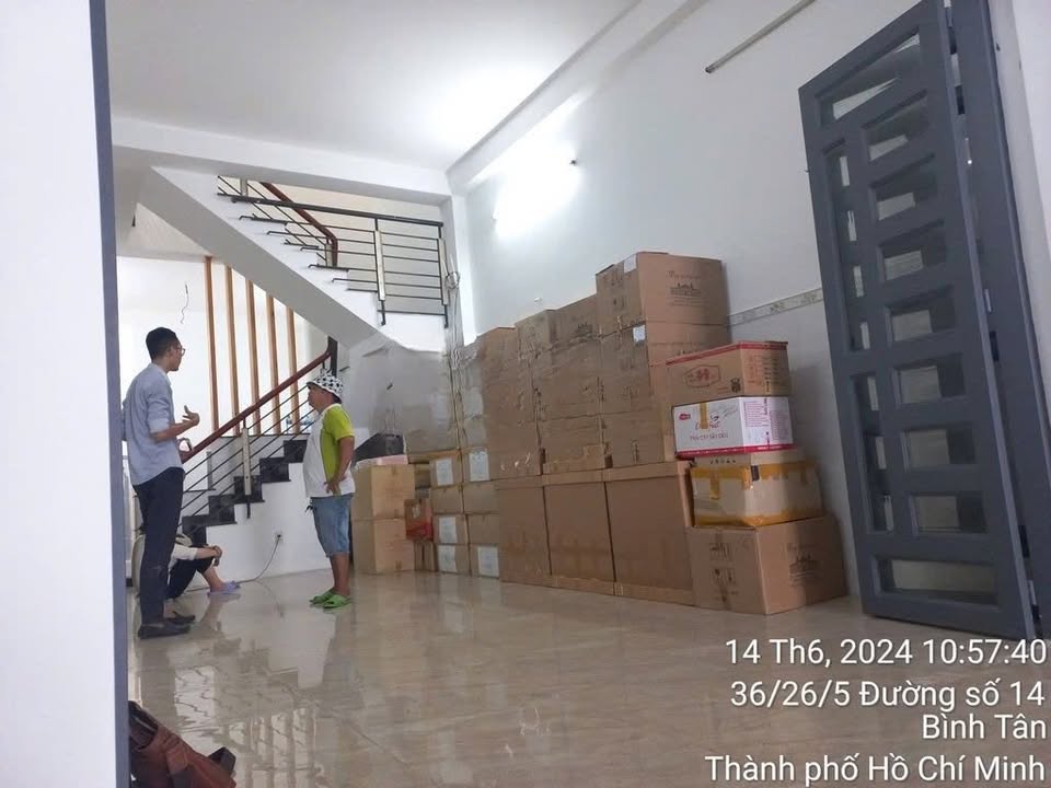 Nhà nguyên căn Lê Văn Quới, Bình Hưng Hoà A 160m² giá 13 triệu - Không gian sống thoáng đãng!