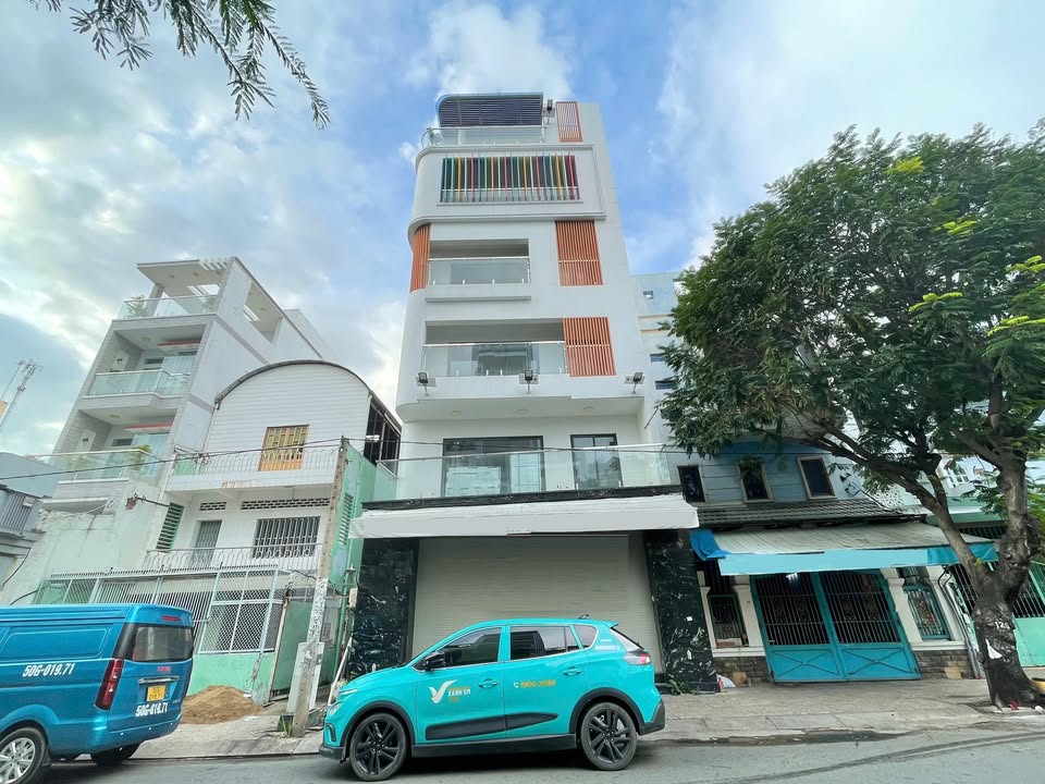 Nhà Mặt Tiền Gia Phú 120m² - Cho Thuê 70 triệu/tháng - Có Thang Máy