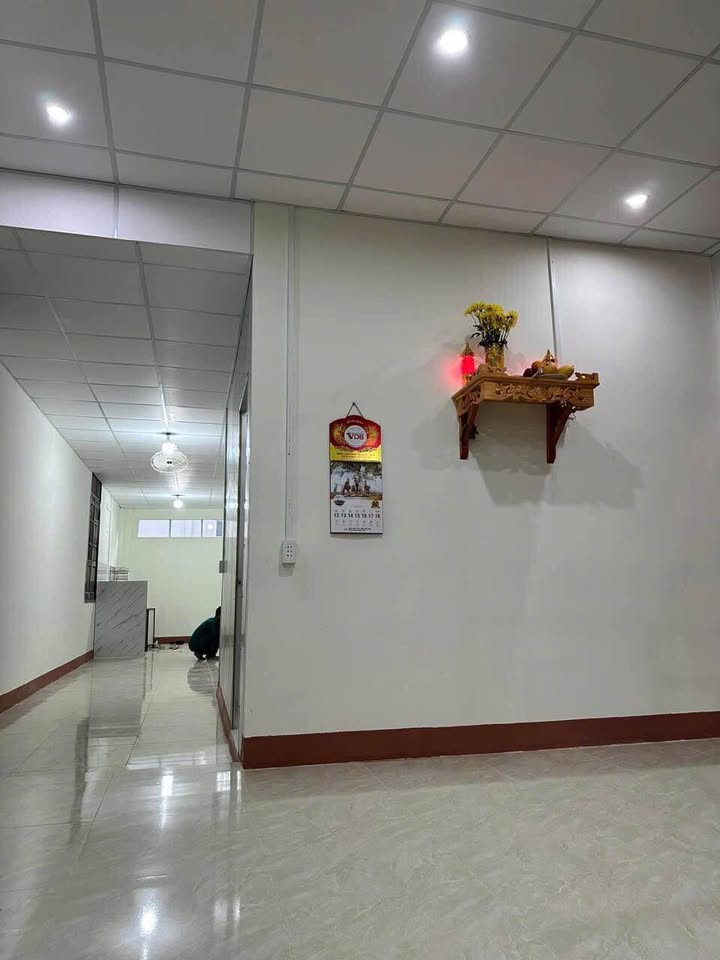 Nhà cho thuê hẻm Nguyễn Văn Cừ Buôn Ma Thuột 99m² giá 4,5 triệu - Nhà mới sạch sẽ, an ninh tốt!
