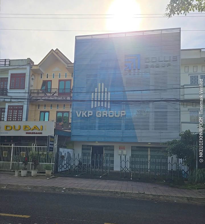 Cho thuê nhà mặt tiền Hồ Tùng Mậu, Bảo Lộc - Diện tích rộng, giá chỉ 20 triệu/tháng!