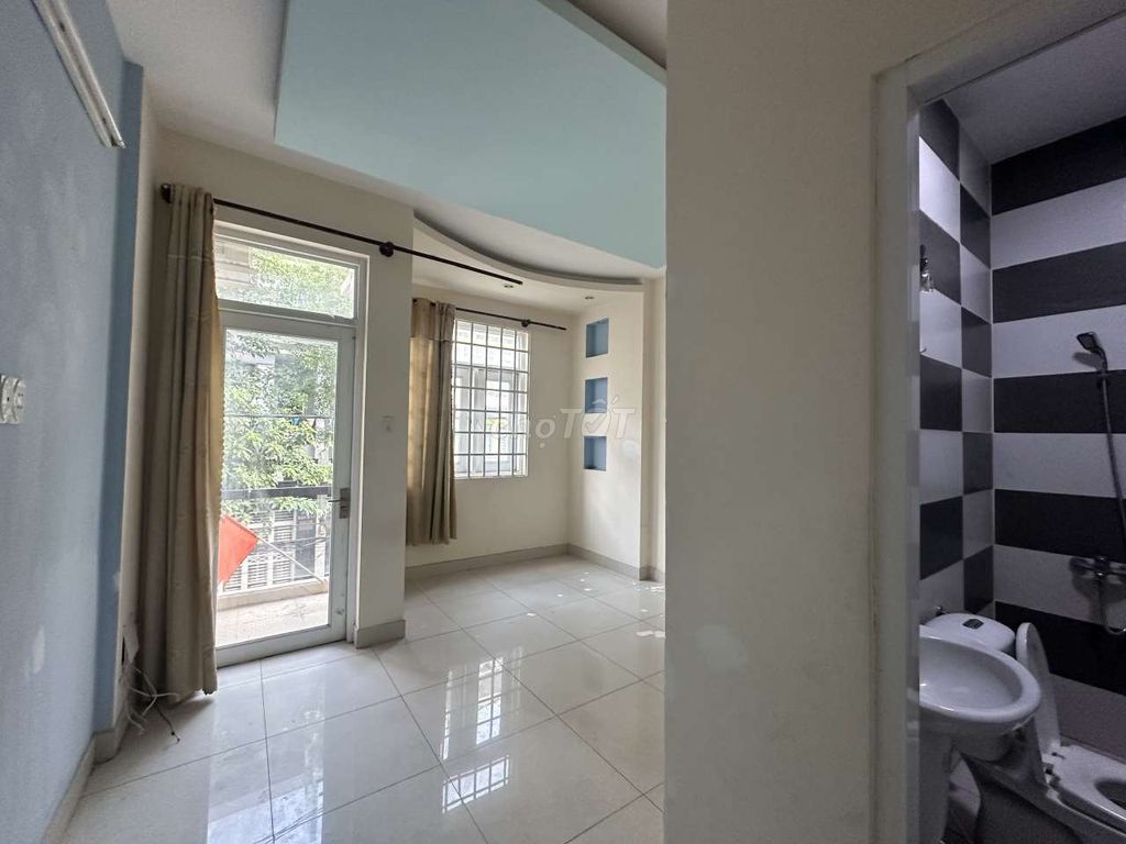 Nhà cho thuê nguyên căn mặt tiền Cao Lỗ 64m² giá 22 triệu - Đẹp như mới, tiện kinh doanh!