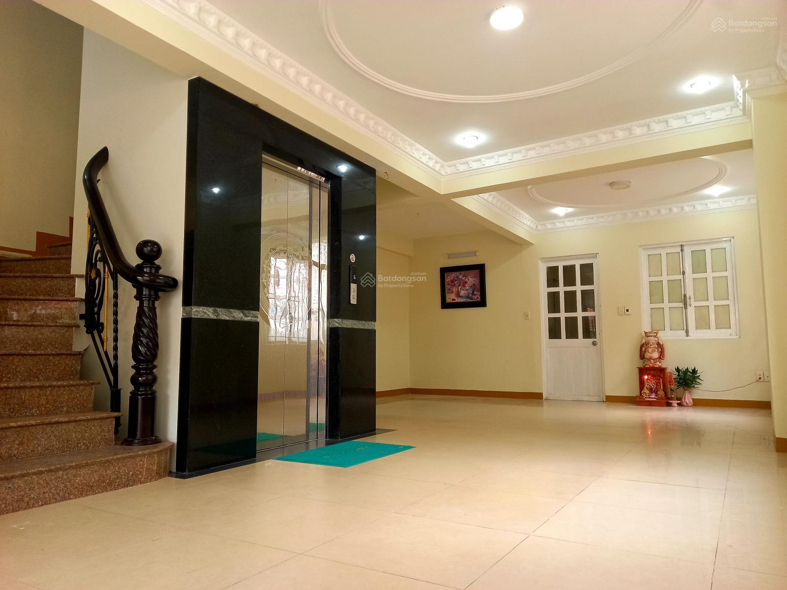 Cho thuê toàn bộ tầng 1,2,3 tòa nhà mặt tiền 5 tầng số 7 Phan Bội Châu, Bình Thạnh - 55 triệu/tháng