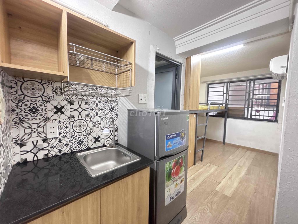 Phòng trọ Thích Quảng Đức, Phú Nhuận 28m² giá 4 triệu - Full nội thất, gần trung tâm!