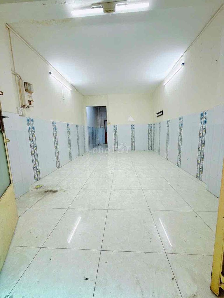 Nhà bán Quận 8, 30.6m² giá 4.18 tỷ - Ngôi nhà trống vào ở ngay!