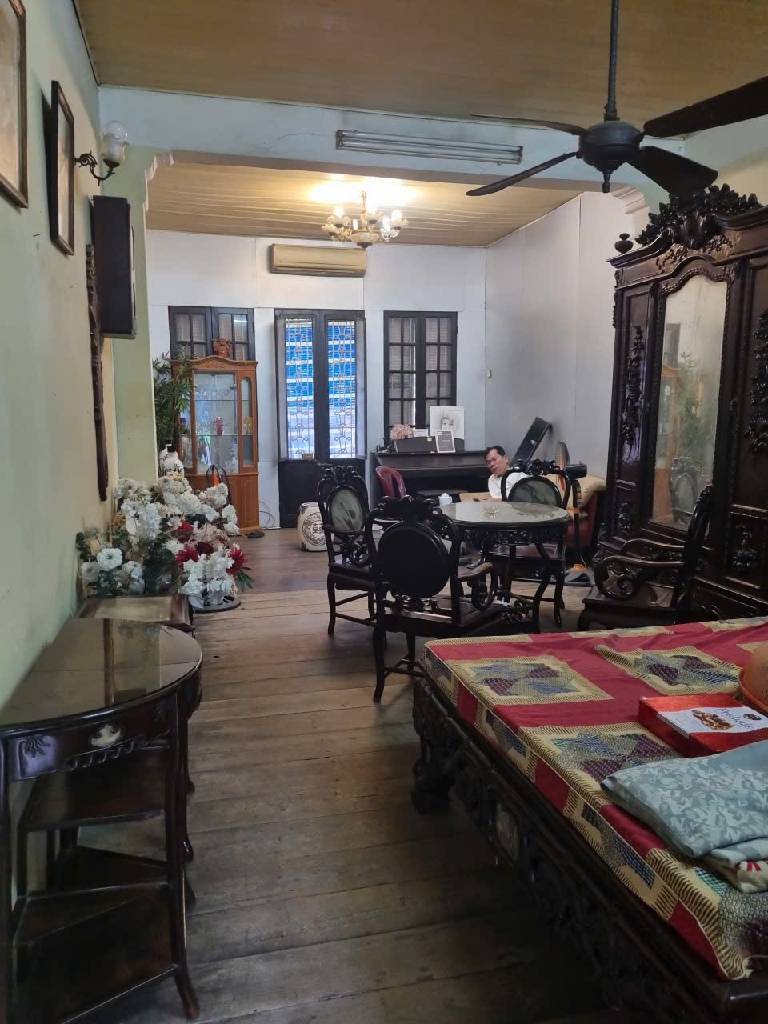 Nhà phố Hàng Bồ, Hoàn Kiếm 144m² giá 139 tỷ - Vị trí vàng kinh doanh đa dạng!