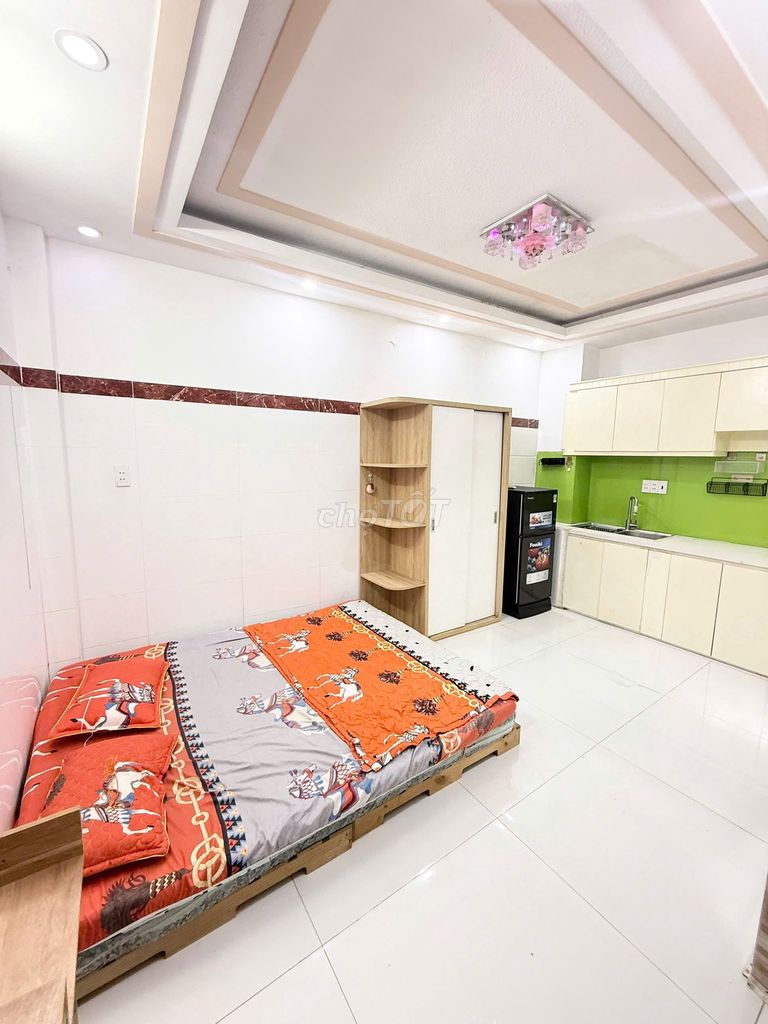 Phòng trọ Nguyễn Trọng Tuyển Phú Nhuận 30m² giá 5.1 triệu - Full nội thất, sân phơi riêng!