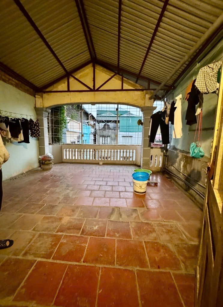 Bán nhà Vĩnh Phúc, Ba Đình 42m² giá 9.6 tỷ - Vị trí đẹp, tiện ích vượt trội!