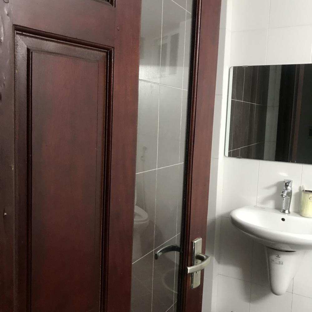 Cho thuê nhà nguyên căn tại Phúc Xá, Ba Đình 190m² giá 11 triệu - Đầy đủ nội thất, gần hồ Gươm!