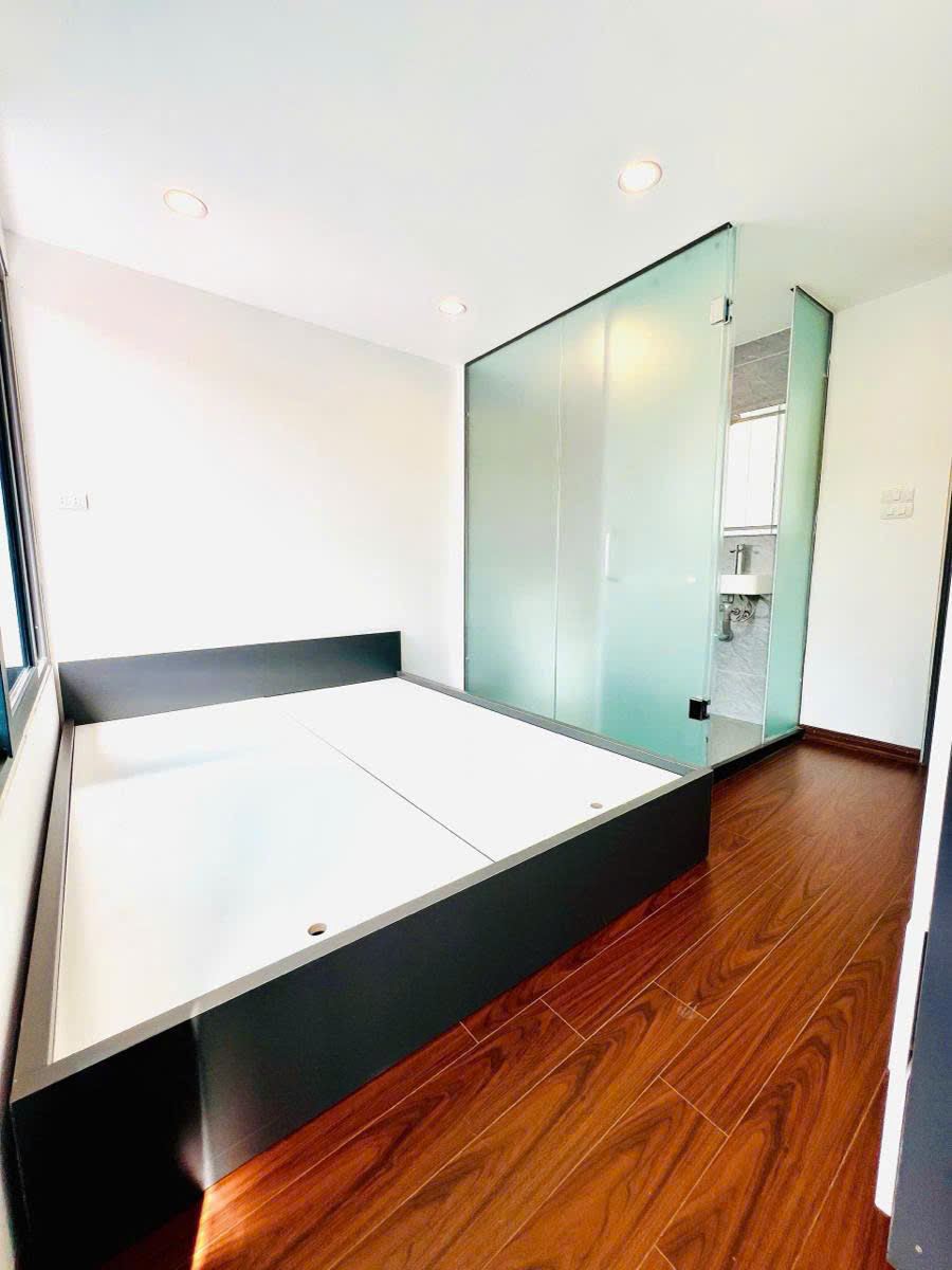 Bán nhà mặt phố Nguyễn Bá Khoản, Cầu Giấy 84m² giá 46 tỷ - Đầu tư kinh doanh đỉnh cao!