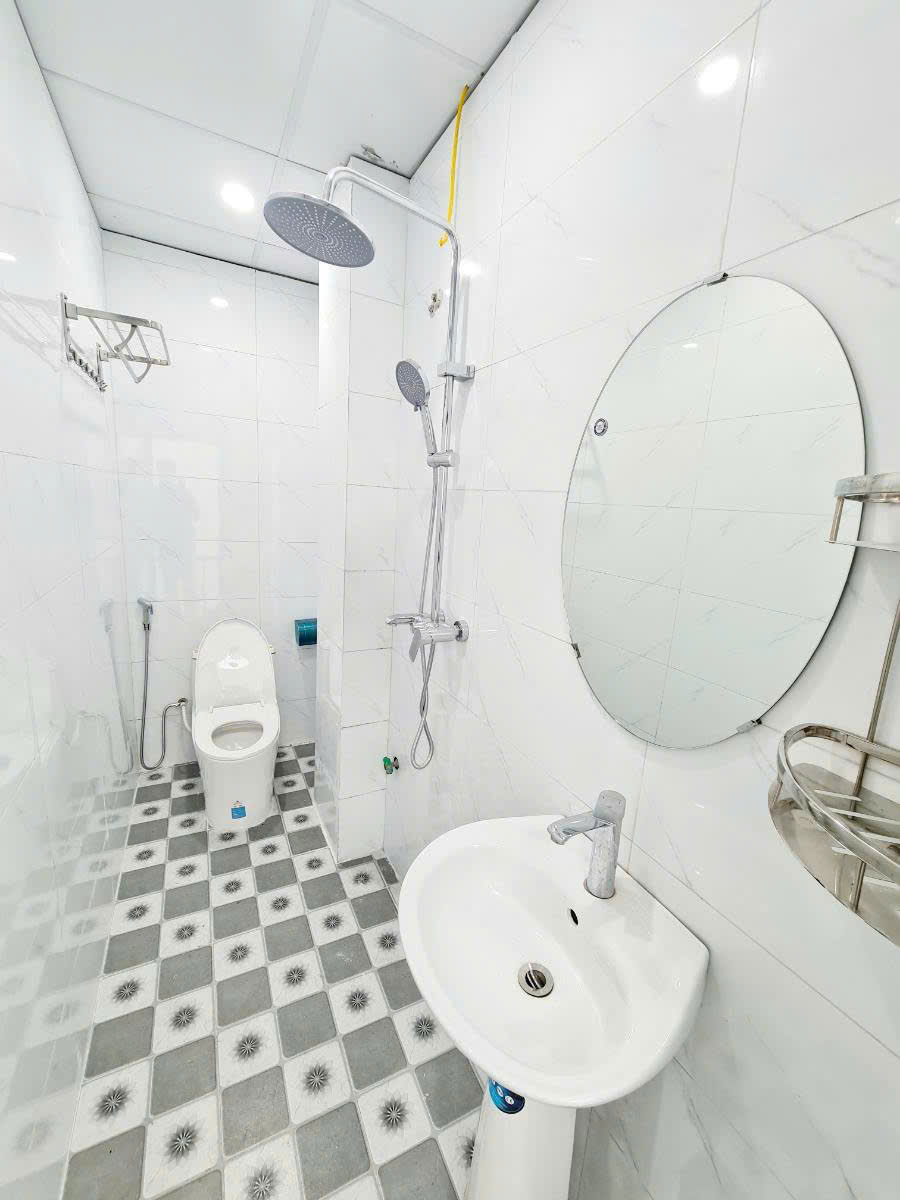 Bán nhà mặt phố Phạm Hồng Thái, Ba Đình 57m² giá 46 tỷ - Đầu tư sinh lời ngay!