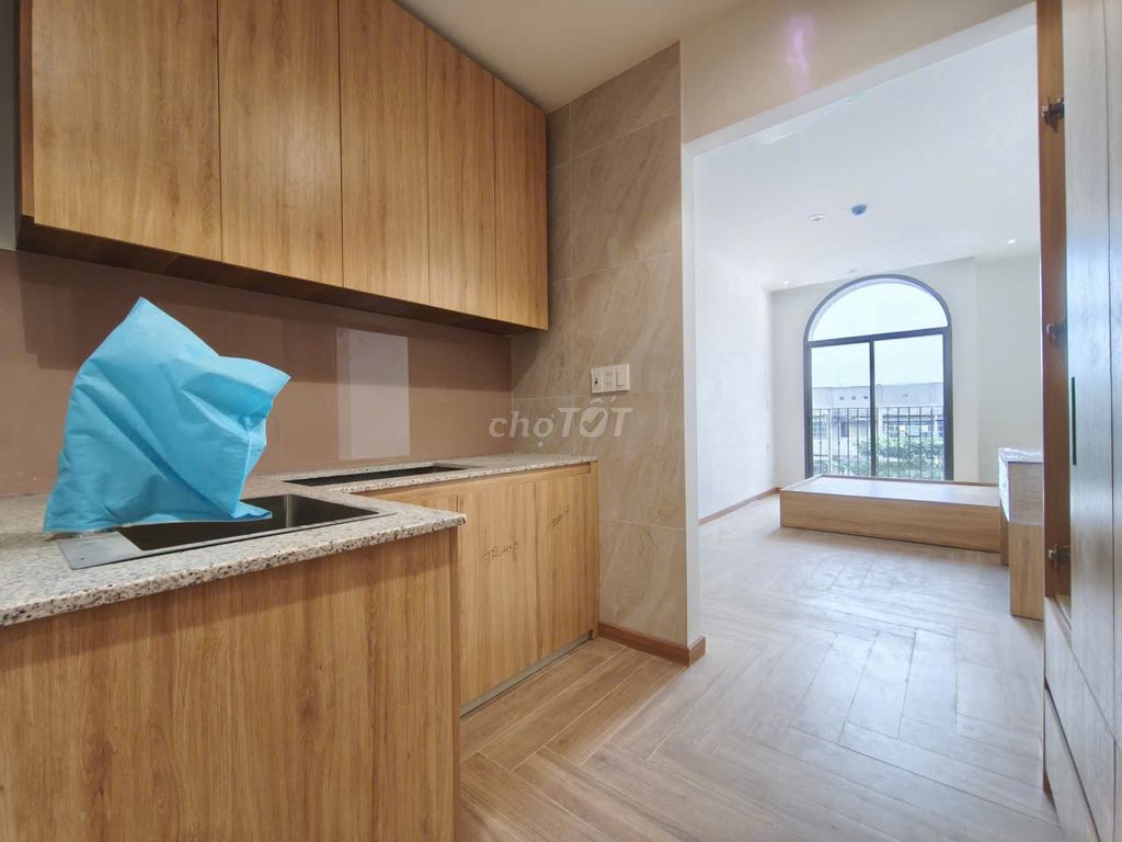 Căn hộ Studio ban công mới 100% gần chợ HHT - Chỉ 7.5 triệu!