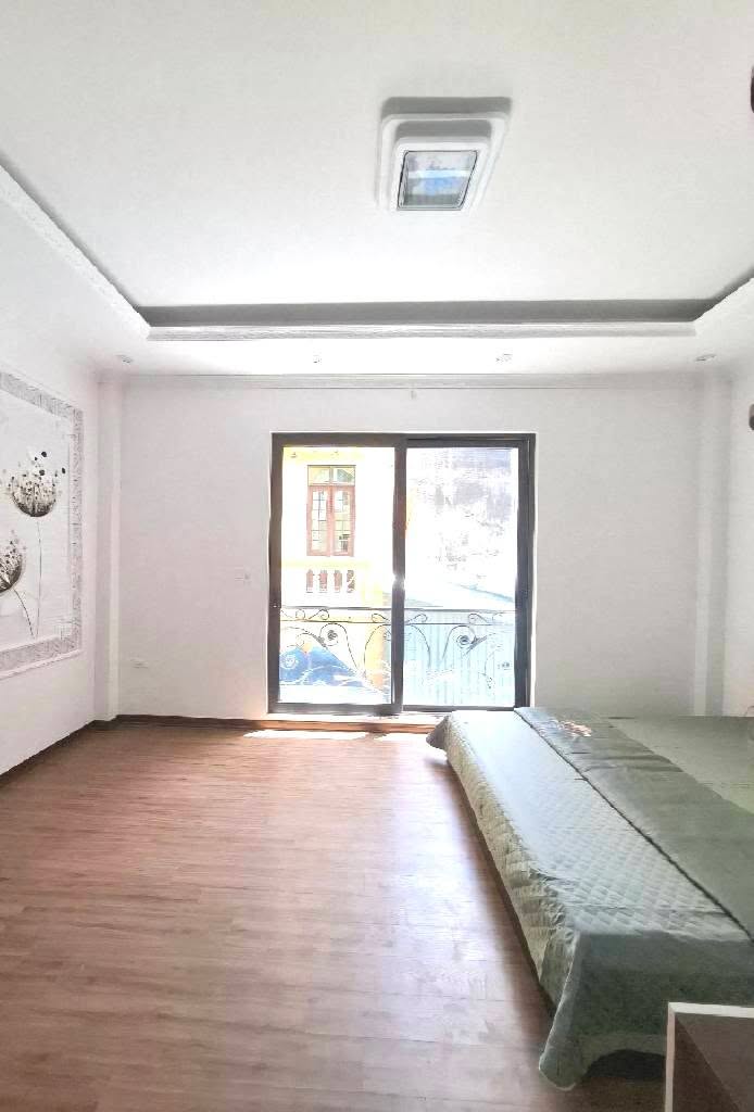 Nhà 5 tầng tại Vĩnh Hưng, Hoàng Mai 38m² giá 6 tỷ - Sổ đỏ chính chủ!