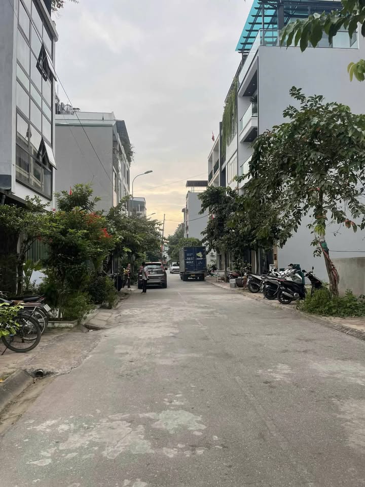 Đất tái định cư Trâu Quỳ 52m² giá 10.4 tỷ - Pháp lý rõ ràng