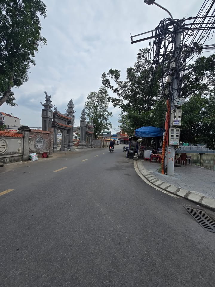 Bán đất kèm nhà 2 tầng tại Tân Trường, Cẩm Giàng - Diện tích 95m², giá 3.7 tỷ!