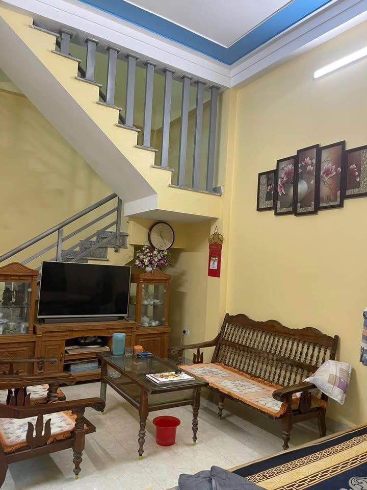 Nhà riêng Ngõ Phạm Ngũ Lão, Phường Đông Sơn, 77m² giá 1.5 tỷ - Cơ hội đầu tư tuyệt vời!