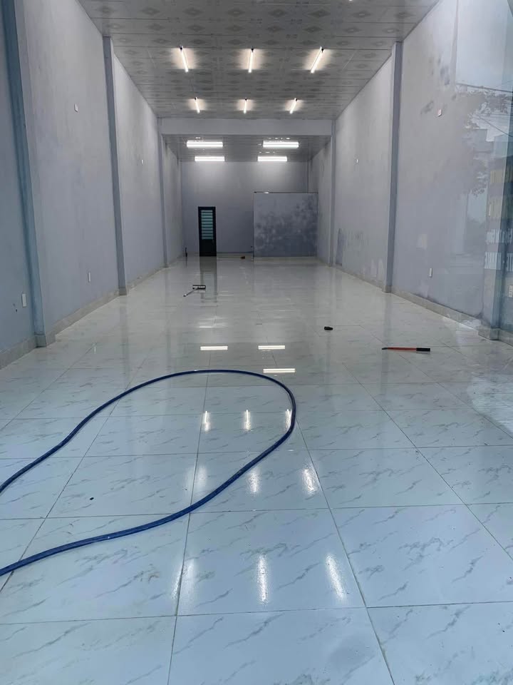 Nhà riêng tại Phường Hòa Quý, Ngũ Hành Sơn, 90m² giá 10 triệu - Sẵn sàng vào ở ngay!