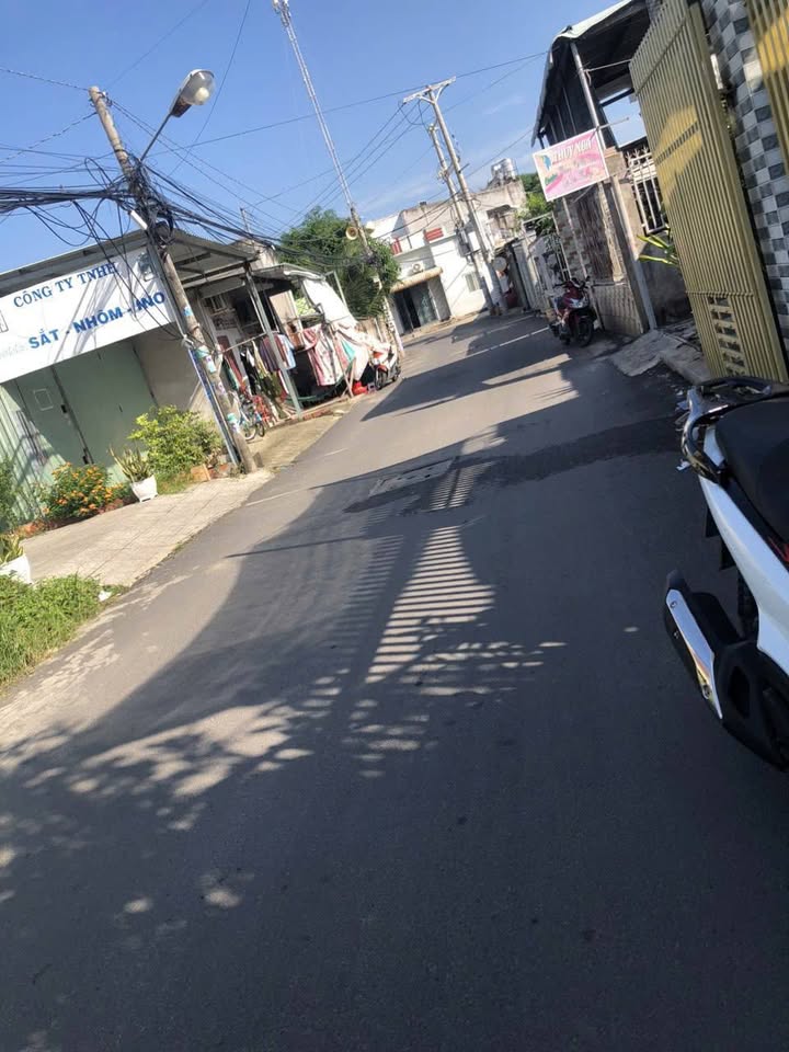 Đất mặt tiền đường nhựa 7m tại Phước Tỉnh, Long Điền 150m² giá chỉ 2 tỷ - Cơ hội đầu tư tốt!