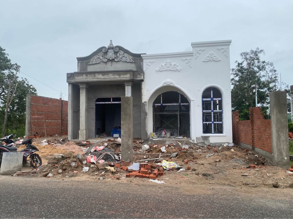 Nhà bán An Ngãi, Long Điền 80m² giá 2.25 tỷ - Phong cách tân cổ điển sang trọng!