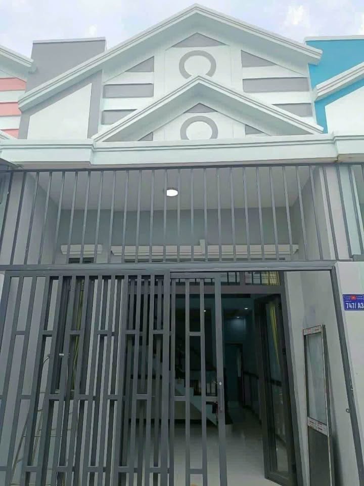 Nhà cấp 4 gác lửng Thái Hòa, Tân Uyên 60m² giá 1.4 tỷ - Nhà mới 95%