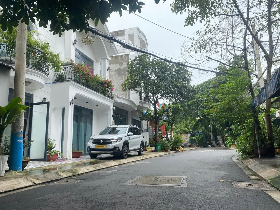 Đất Tân Thới Hiệp 156m² giá 8.35 tỷ - Lô góc vip, xe tải thông thoáng!