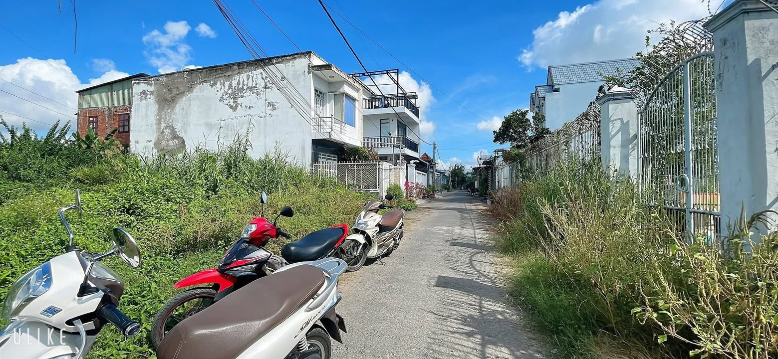 Đất nền khu cafe Phước Hậu Vĩnh Long 114m² giá 899 triệu - Nhanh tay sở hữu!