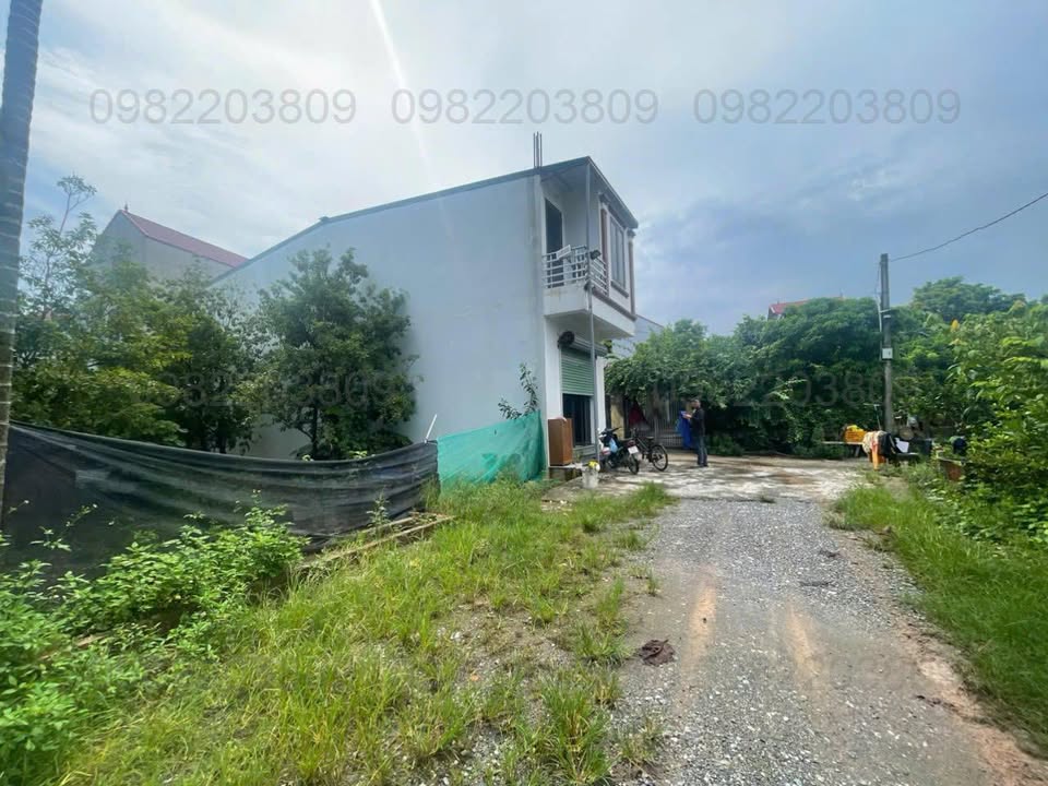 Đất nền Chúc Sơn 65m² giá 4 tỷ - Cơ hội đầu tư sinh lời cao!