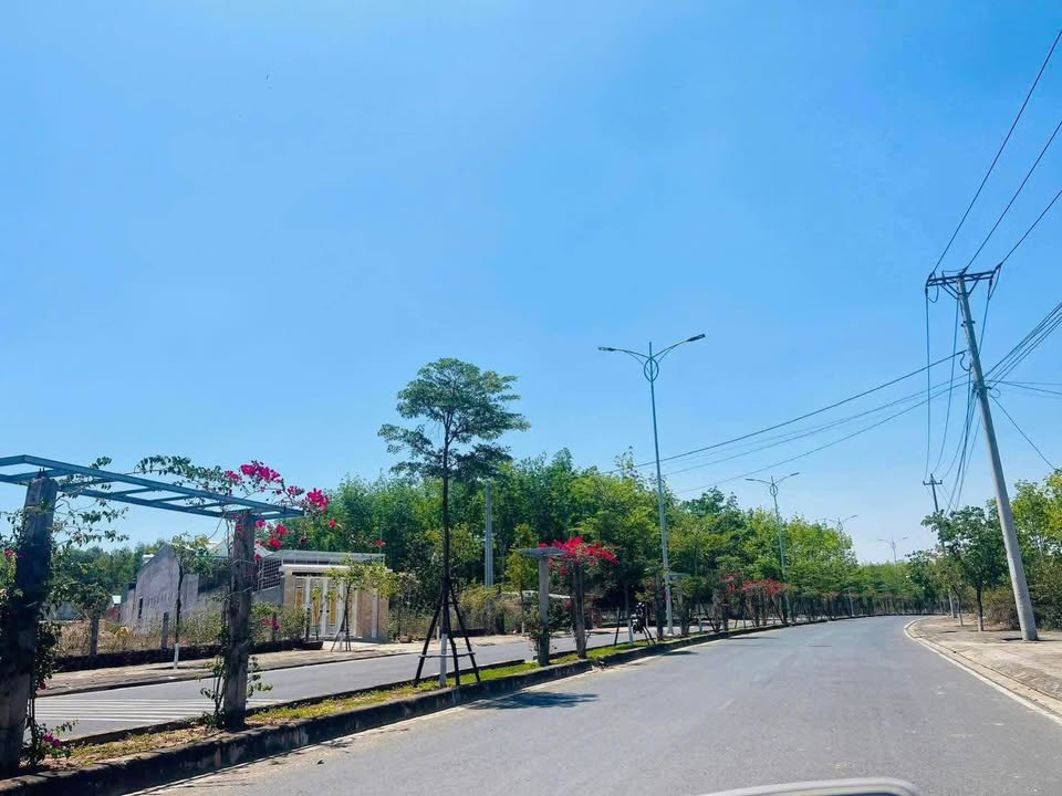 Đất nền đẹp đường Võ Nguyên Giáp, Đăk Cấm 228m² - Thích hợp xây nhà hoặc kho