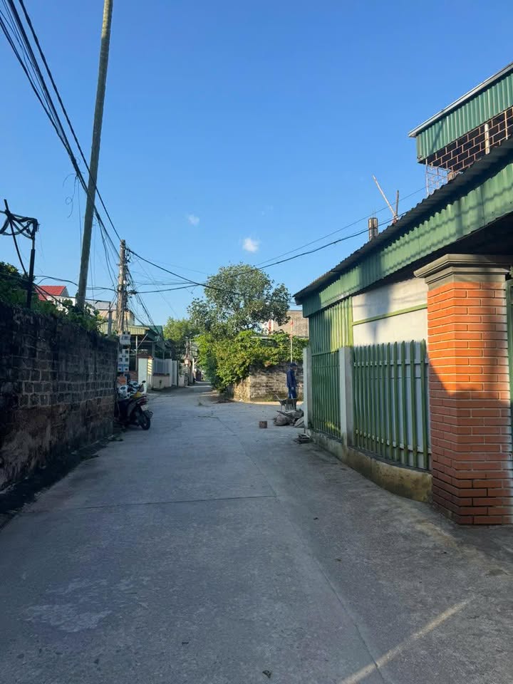 Đất nền Phương Đông Uông Bí 80m² giá 700 triệu - Lô góc 2 mặt tiền đẹp!