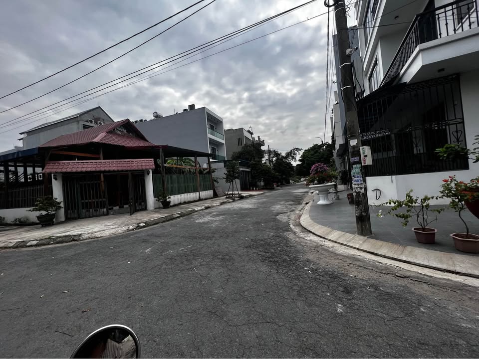 Bán lô đất 110m² tại Chung Cư Hoàng Mai, An Dương - Giá 4.4 tỷ, Sổ đỏ chính chủ!