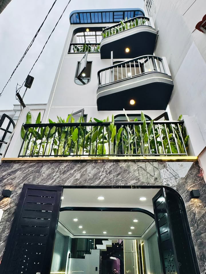 Nhà phố Gò Vấp 43m² giá 6.85 tỷ - Nhà mới đẹp, đầy đủ nội thất!