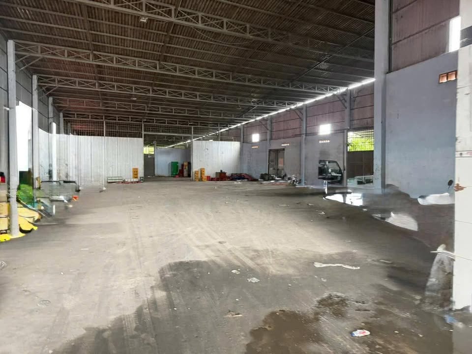 Kho cho thuê mặt tiền Quốc Lộ 1A, 1500m² giá 45 triệu - Phù hợp cho kinh doanh!