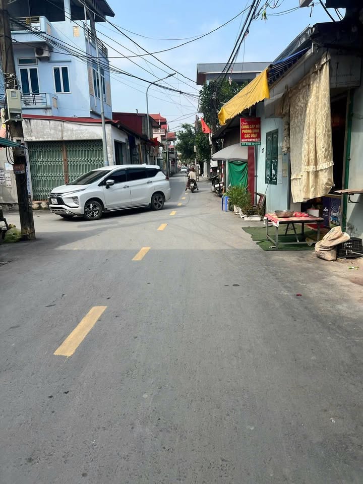 Đất thổ cư Ngọc Tảo, Phúc Thọ 87m² giá 3.8 tỷ - Sổ đỏ chính chủ, tiện ích đầy đủ!