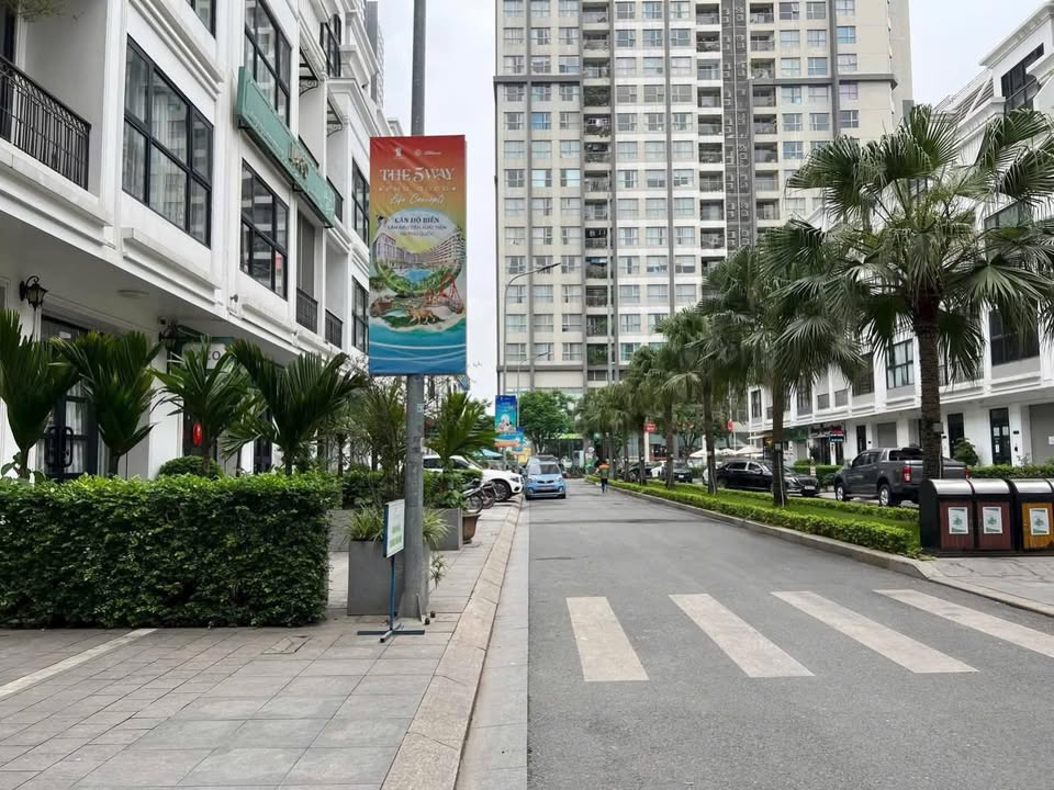 Nhà phố Vinhomes Gardenia Hàm Nghi 113m² giá 49.5 tỷ - Vị trí đắc địa kinh doanh