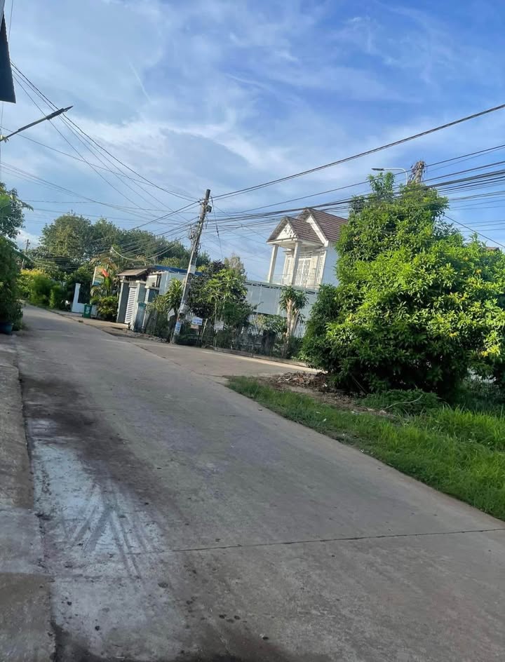 Đất 2 mặt tiền tại Long Khánh 175m² giá 500 triệu - Cơ hội vàng cho nhà đầu tư!