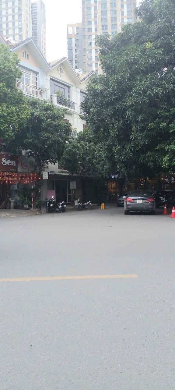 Townhouse Mỗ Lao 77m² giá thỏa thuận - Kinh doanh sầm uất, thang máy