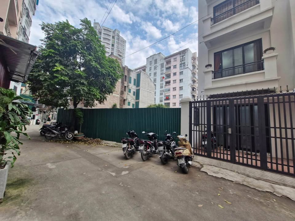 Bán đất KĐT Mễ Trì Thượng 106m² giá 29 tỷ - Đầu tư sinh lời tuyệt vời!