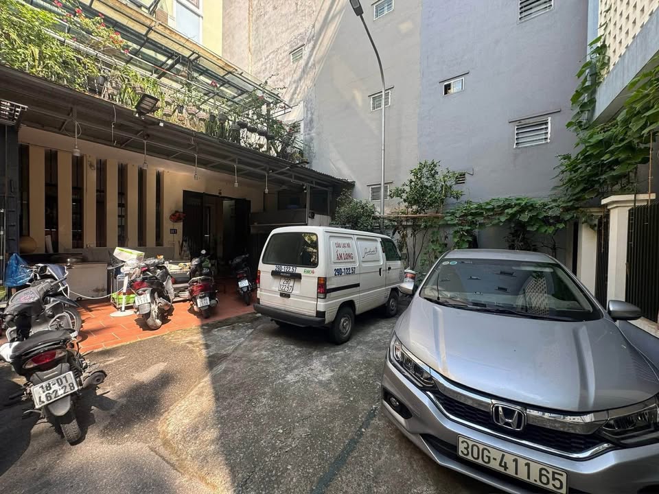 Biệt thự Xuân La Tây Hồ 110m² giá 42.5 tỷ - Kinh doanh đỉnh, ô tô tránh