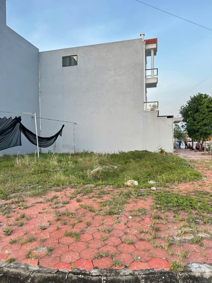 Đất nền Quảng Thành 73m² giá 5 tỷ - Lô góc hiếm, vị trí vàng!