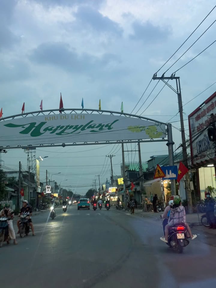 Bán gấp 7 nền đất liền kề KDC 7 mẫu Thạnh Đức 100m² chỉ 335 triệu - Cơ hội đầu tư hấp dẫn!