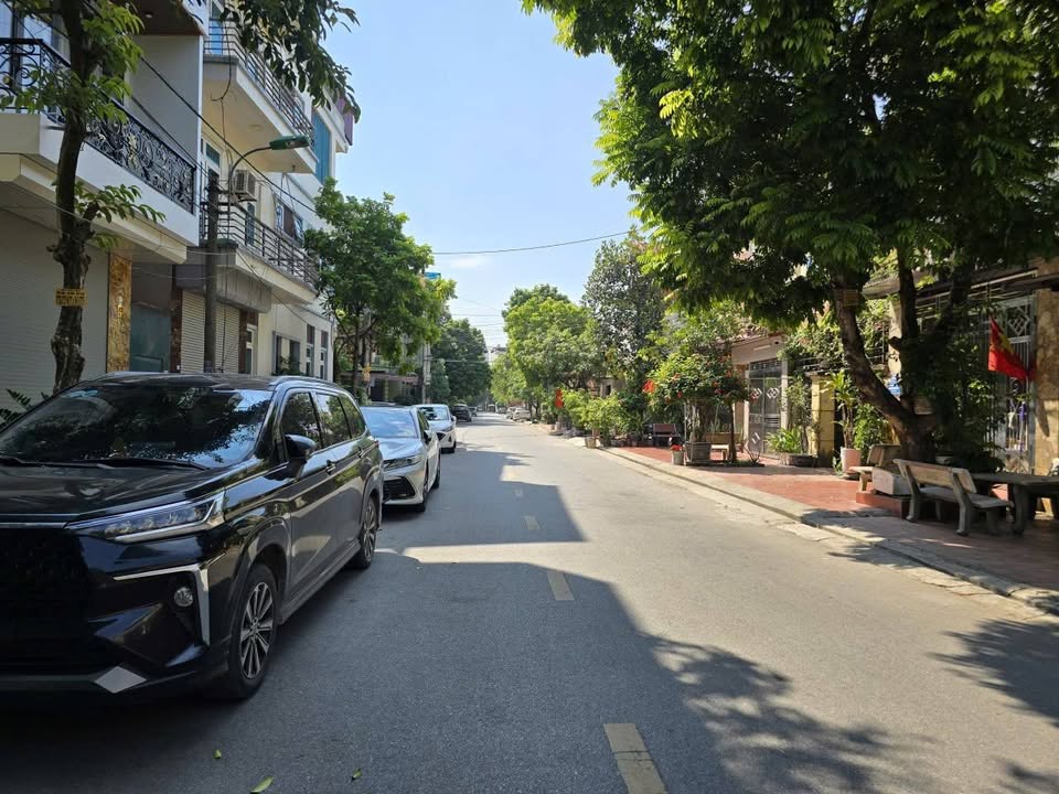 Nhà 3 tầng phố Lương Định Của, Bắc Ninh 96m² - Vị trí thuận tiện, giá tốt!