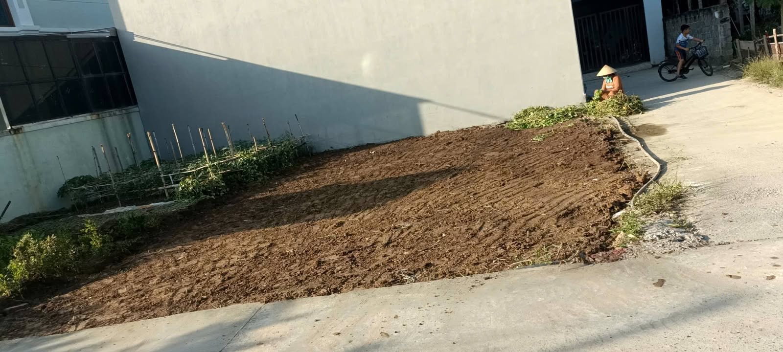 Đất nền góc Đường Đá, Hoa Động 71m² giá 2 tỷ - Pháp lý hoàn hảo, phong thủy tốt!