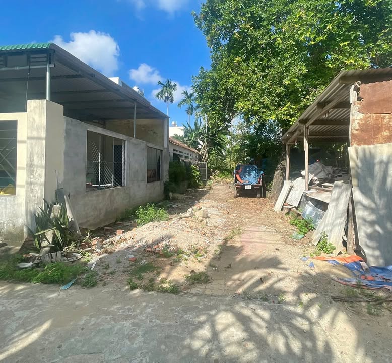 Đất hẻm Đường Dẫn Thạch Bích, Tịnh Ấn Tây 100m² giá 1.25 tỷ - Đầu tư sinh lời ngay!