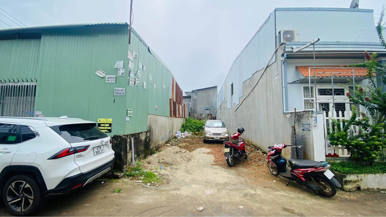 Nhà phố hẻm ô tô 105 Lê Hồng Phong, Buôn Ma Thuột 114m² giá 3.25 tỷ - Cơ hội đầu tư hấp dẫn!