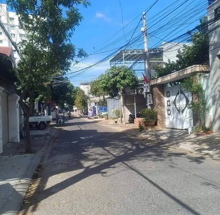 Đất mặt tiền hẻm Lưu Chí Hiếu 80m² giá 6.2 tỷ - Cơ hội đầu tư tuyệt vời!