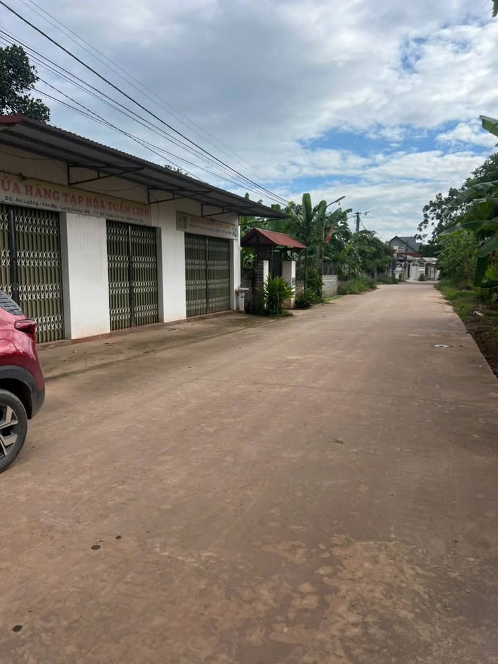 Đất thổ cư Yên Mỹ, Lạng Giang 110m² giá 1.3 tỷ - Sổ đỏ chính chủ, pháp lý rõ ràng!