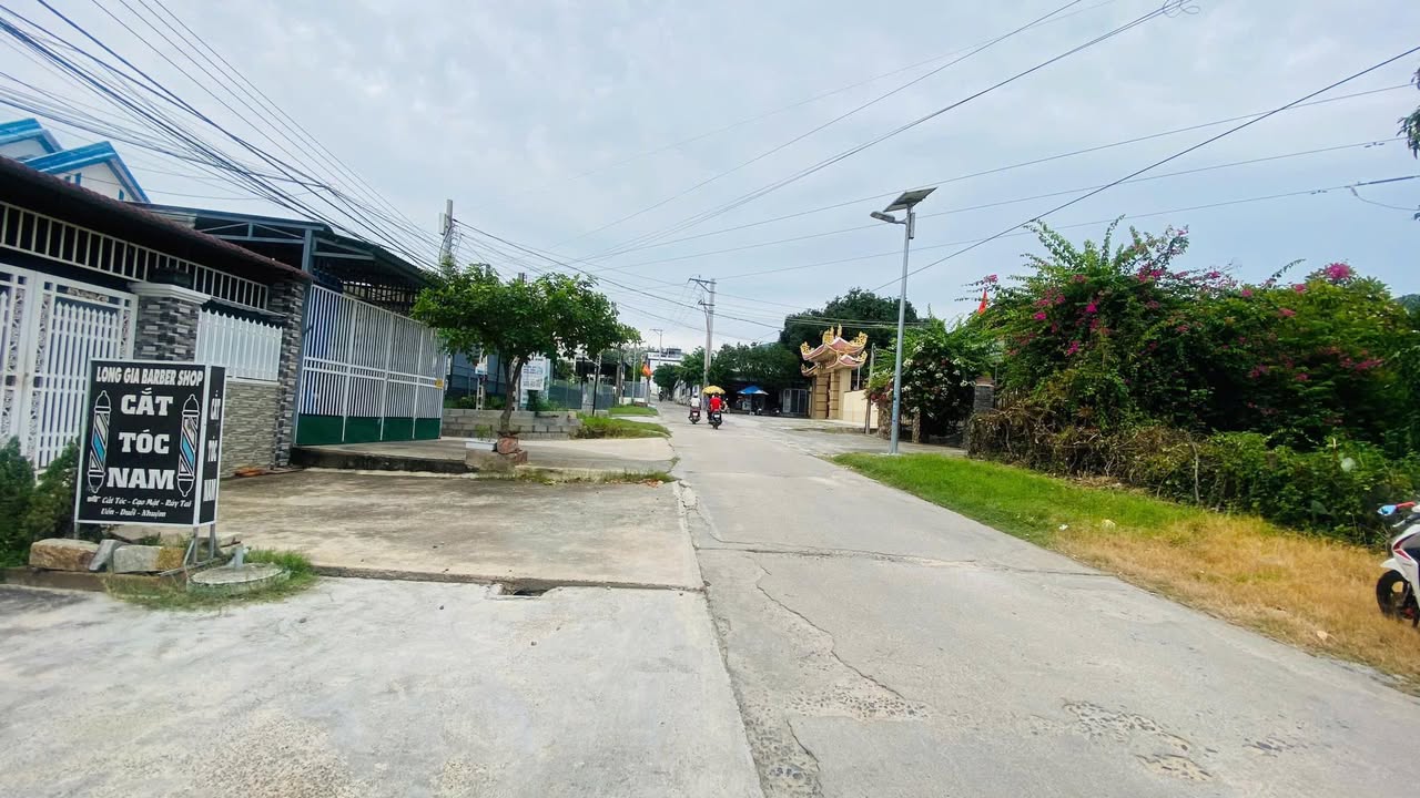 Nhà cấp 4 TDP Lộc An Cam Ranh 223m² giá 3.7 tỷ - Sẵn sàng vào ở ngay!