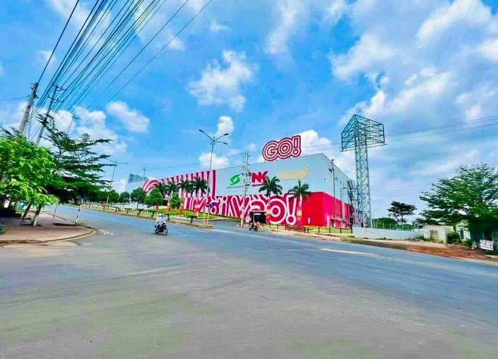 Nhà phố Hẻm 16 Vành đai 10/3 Buôn Ma Thuột 150m² giá chỉ 2.8 tỷ - Sẵn sàng vào ở!