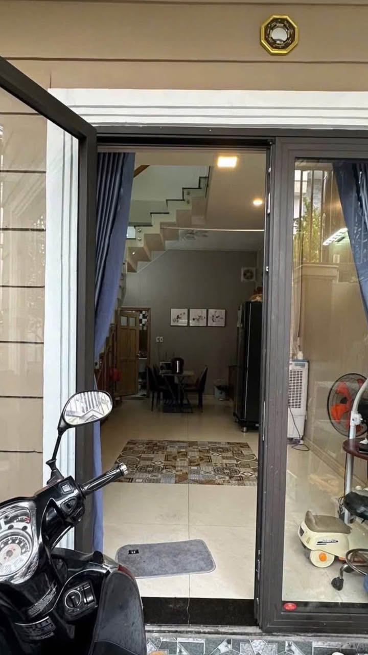 Nhà 2 tầng Tiểu La, Hòa Cường Bắc, Đà Nẵng 50m² giá 4.85 tỷ - Nhà 2 mặt kiệt thoáng mát!