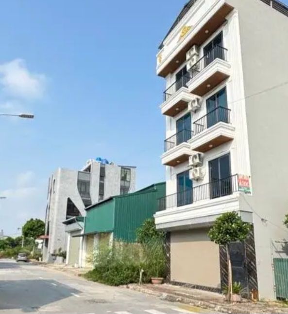 Lô đất Tân Xã, Thạch Thất 120m² giá 4.2 tỷ - Cắt lỗ nhanh 400 triệu!