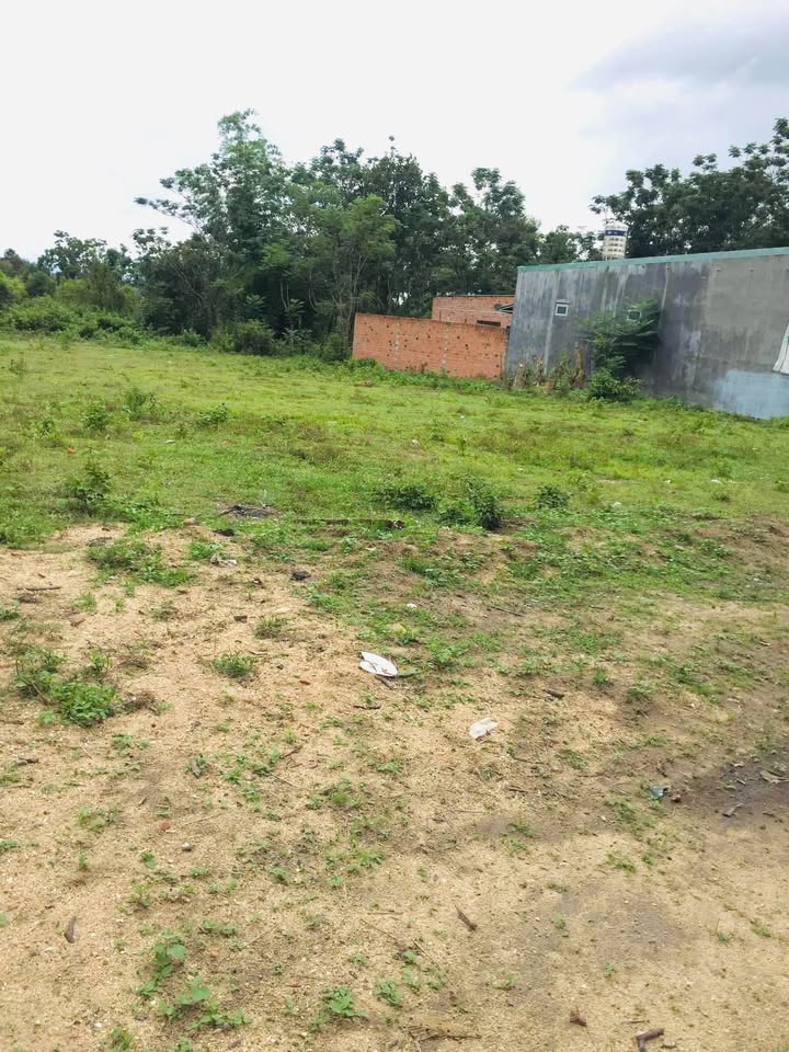 Đất thổ cư 224m² phường Đăk Cấm giá chỉ 700 triệu - Đường bê tông rộng rãi!